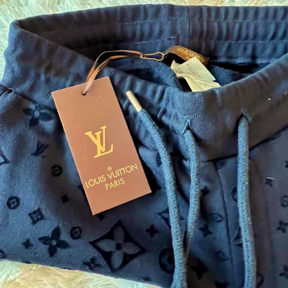 NWT Men’s Louis Vuitton Shorts